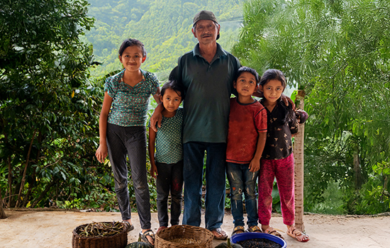 PROTECCION DE NIÑAS Y NIÑOS
